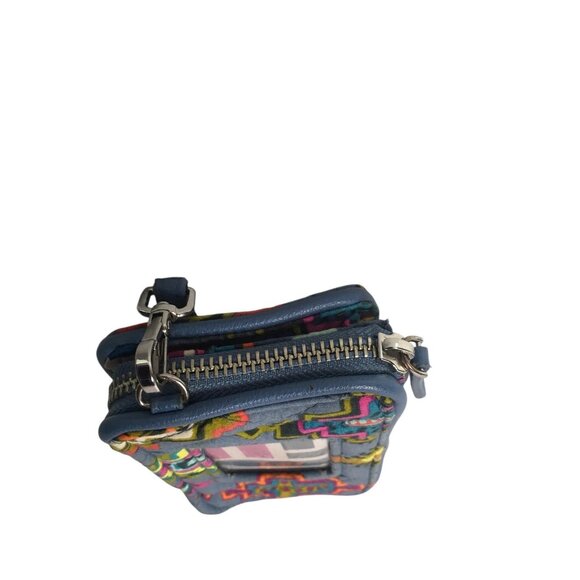 Vera Bradley Wallet Wristlet Painted Medallions Quilted Zip Around RFID - Picture 2 of 12